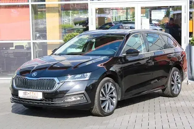 Gebraucht Skoda Octavia Style 204 PS (150 kW) 2022 Schwarz Kombi