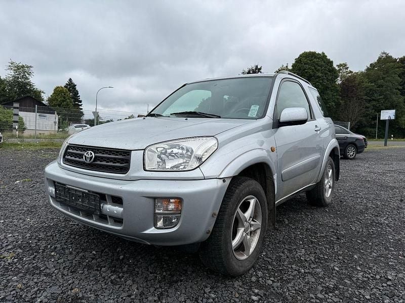 Silber Gebraucht 2002 Toyota RAV4 SUV | 3.499 € (Superpreis) - Bild 1/4
