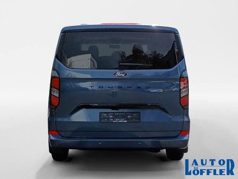 Neu Ford Tourneo Titanium 170 PS (125 kW) 2026 Blau Van / Kleinbus