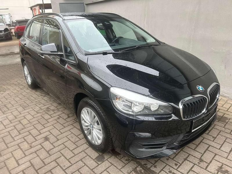 Gebraucht BMW 218 Active Tourer Advantage 140 PS (102 kW) 2019 Schwar ii Van / Kleinbus