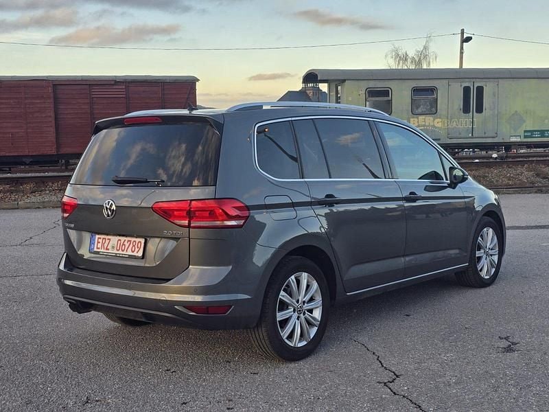 Brugt VW Touran Highline 150 HK (110 kW) 2017 Grå MPV