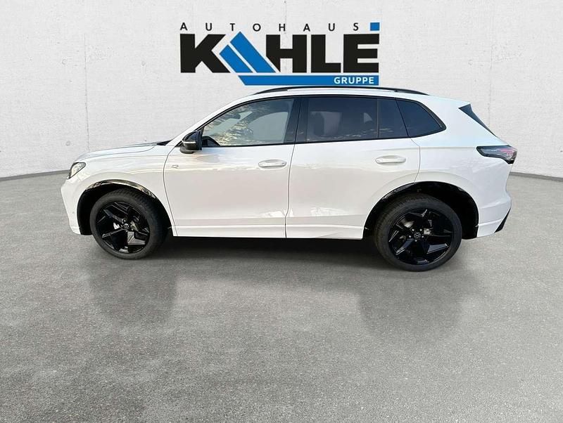 Neu VW Tiguan Style 150 PS (110 kW) 2026 Pure white uni SUV
