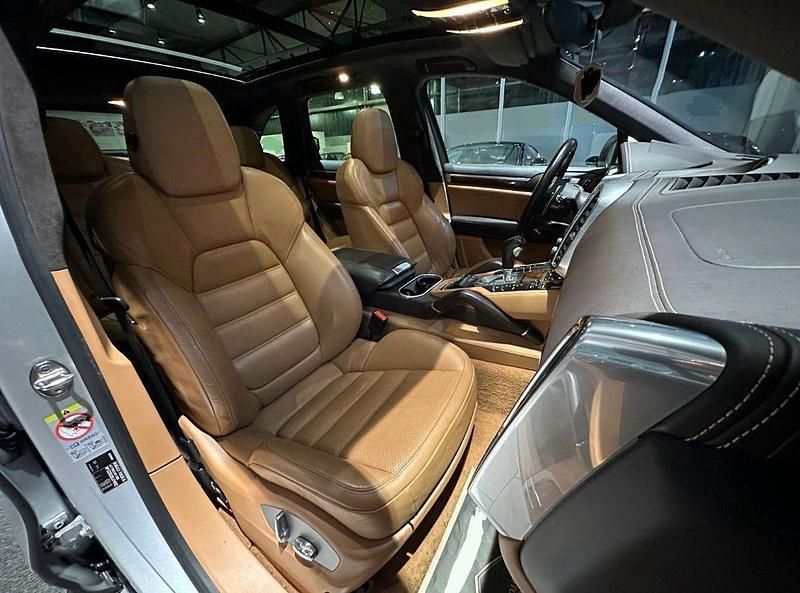 Gebraucht Porsche Cayenne GTS 420 PS (308 kW) 2012 Grau SUV