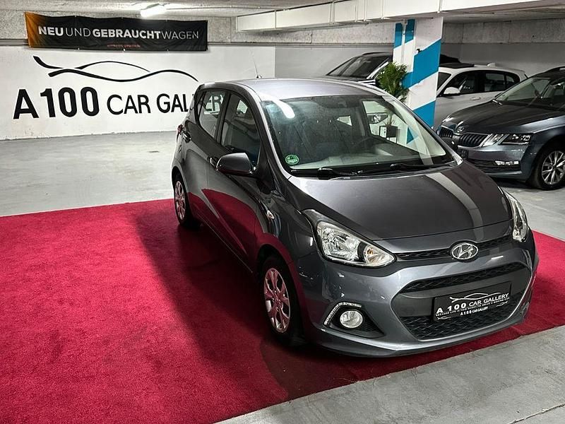Antrazieht Gebraucht 2015 Hyundai i10 Trend Kleinwagen | 8.999 € (Fairer Preis) - Bild 1/4