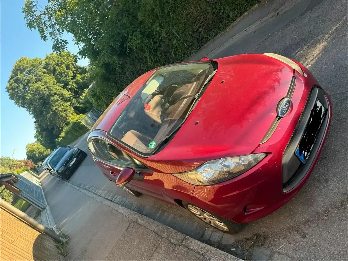 Gebraucht Ford Fiesta Titanium 82 PS (60 kW) 2009 Andere farben Limousine