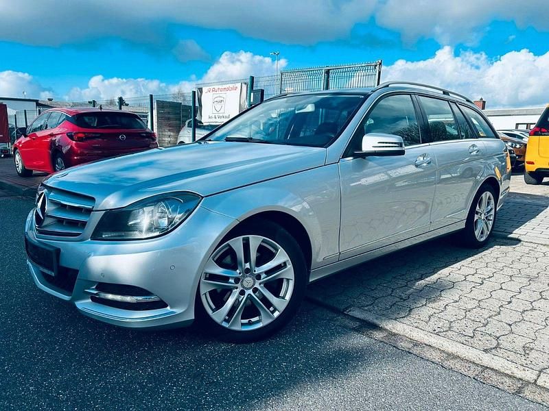 Gebraucht Mercedes C220 170 PS (125 kW) 2012 Silber Kombi