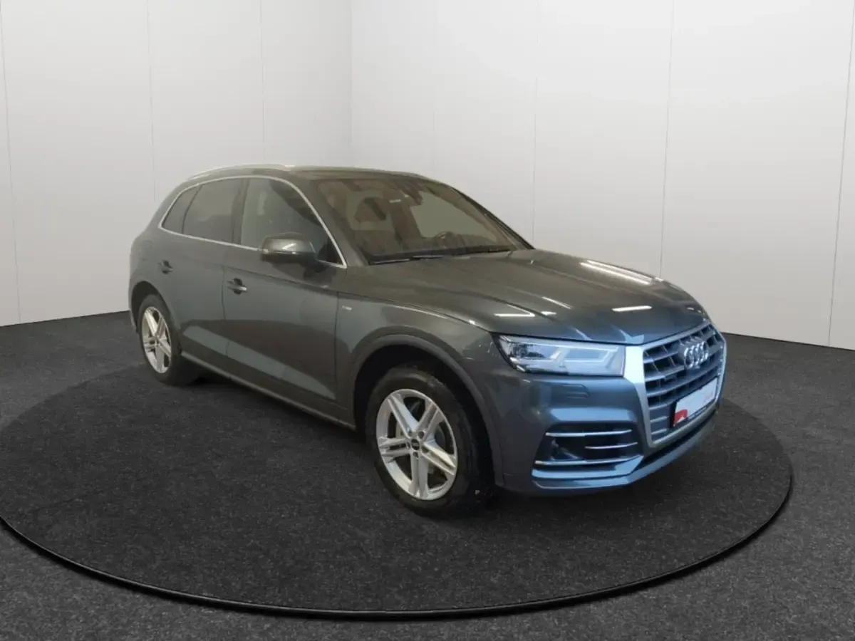 Gebraucht Audi Q5 Sport 299 PS (219 kW) 2020 Grau SUV