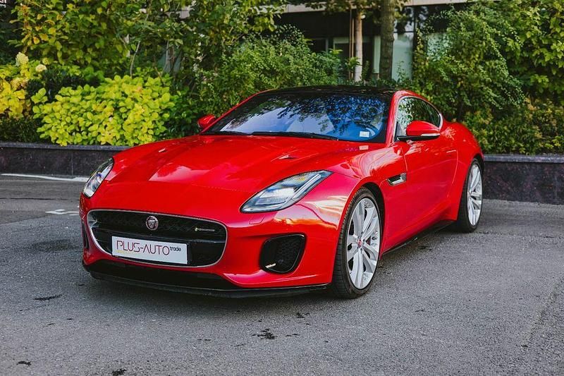 Gebraucht Jaguar F-Type Basis 381 PS (280 kW) 2018 Rot Coupé