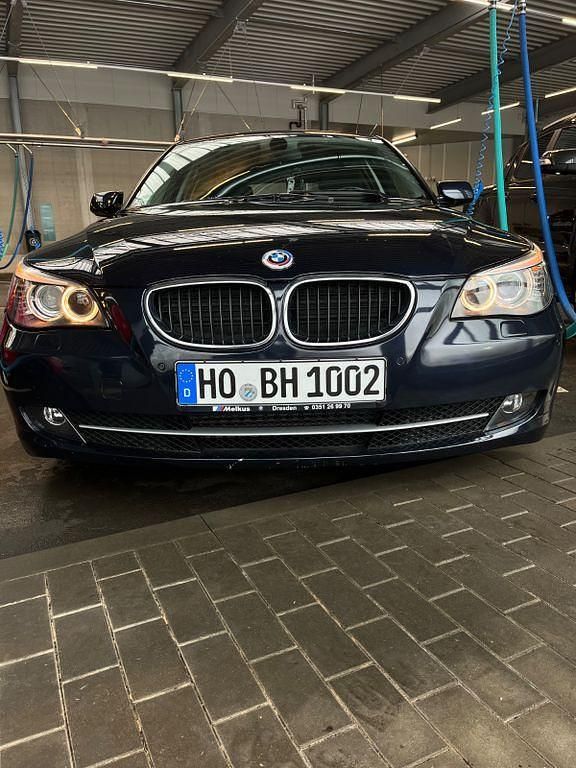 Gebraucht BMW 520 177 PS (130 kW) 2008 Blau Kombi