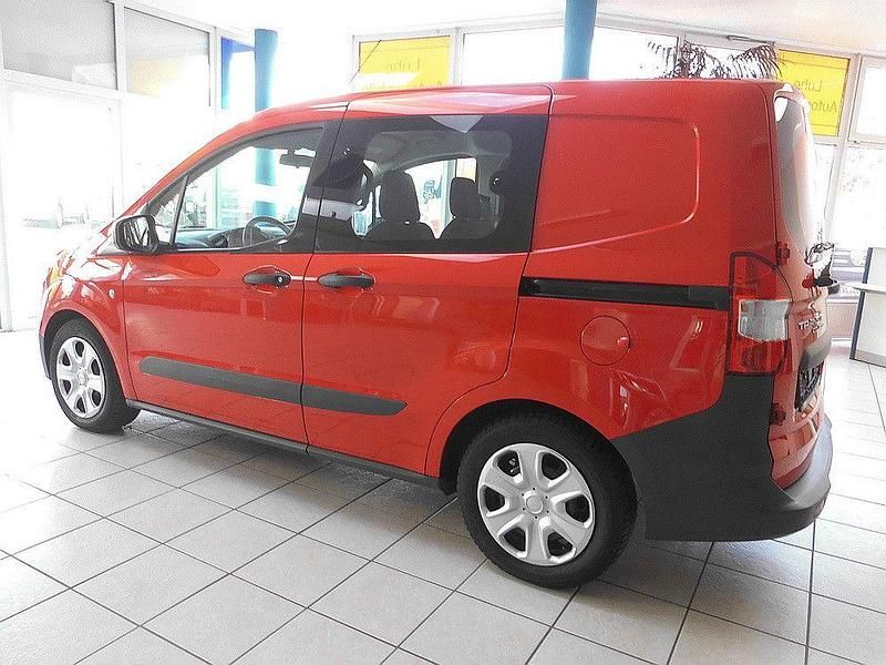 Second-hand Ford Transit 101 CP (74 kW) 2018 Roșu Break