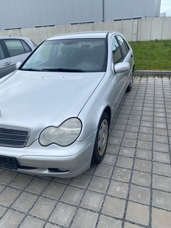 Gebraucht Mercedes 200 129 PS (94 kW) 2003 Grau Limousine