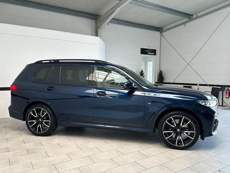 Gebraucht BMW X7 M Sport 340 PS (250 kW) 2021 Tansanitblau ii SUV