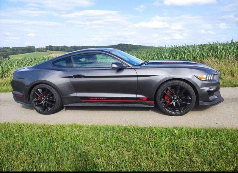 Gebraucht Ford Mustang Basis 317 PS (233 kW) 2016 Coupé