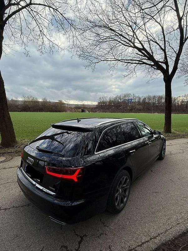 Gebraucht Audi A6 218 PS (160 kW) 2015 Schwarz Kombi