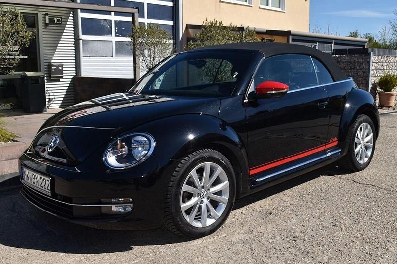 Gebraucht VW Beetle Cabriolet CLUB 105 PS (77 kW) 2016 Schwarz Cabrio