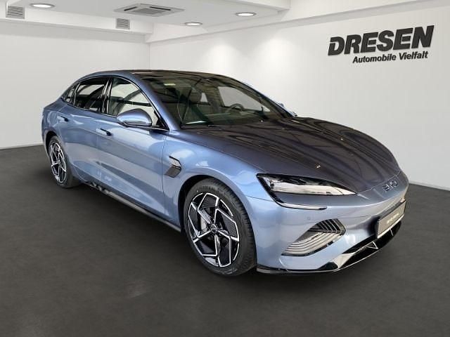 Neu BYD Seal Design 230 kW (313 PS) 2026 Grau Limousine