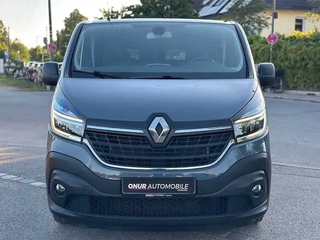 Gebraucht Renault Trafic 170 PS (125 kW) 2021 Grau Van / Kleinbus
