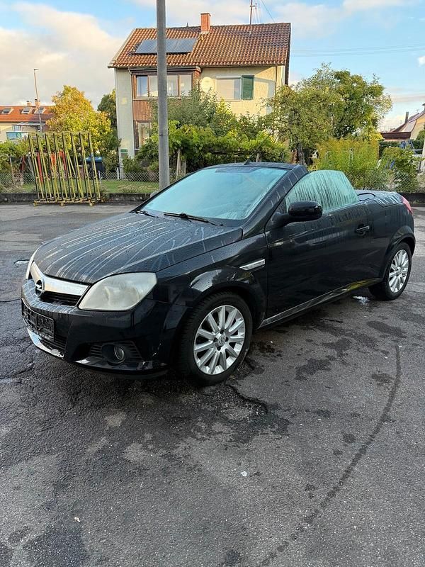 Schwarz Gebraucht 2005 Opel Tigra Cabrio | 1.990 € (Guter Preis) - Bild 1/4