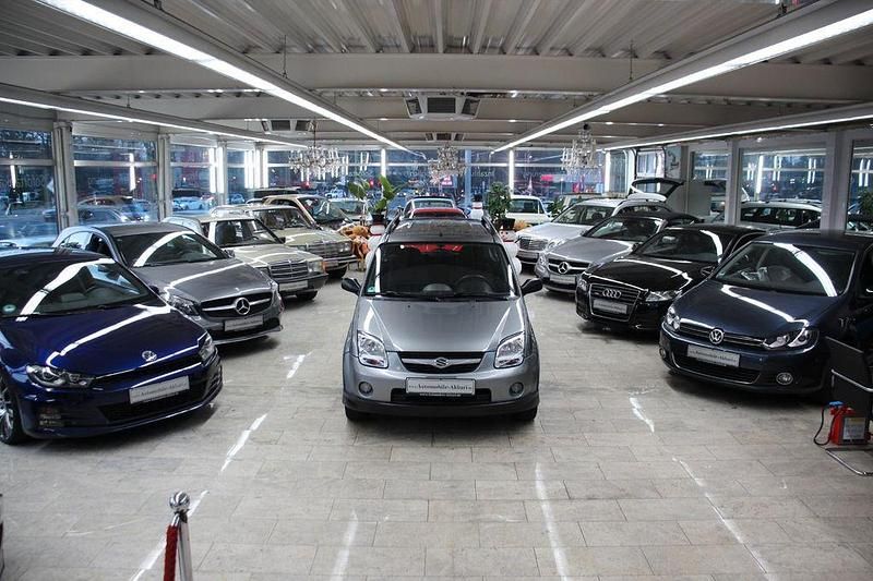 Grau Gebraucht 2005 Suzuki Ignis Limousine | 2.490 € (Fairer Preis) - Bild 1/4