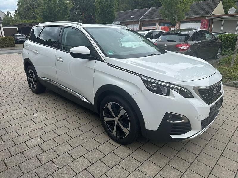 Gebraucht 2019 Peugeot 5008 Allure Van / Kleinbus | 13.850 € (Fairer Preis) - Bild 1/4