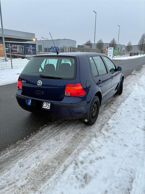 Gebraucht VW Golf 75 PS (55 kW) 2000 Blau Limousine