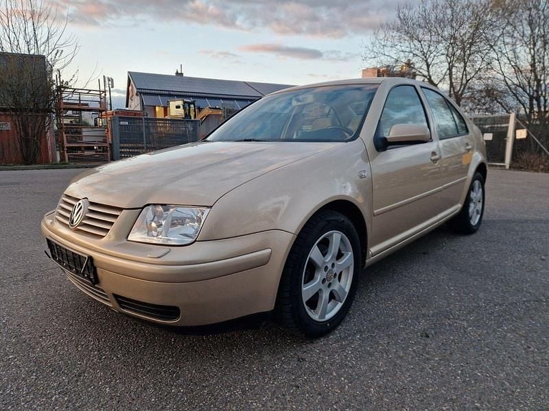 Gebraucht VW Bora 75 PS (55 kW) 2002 Gelb Limousine