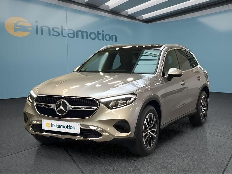 Silber Gebraucht 2023 Mercedes GLC220 SUV | 50.849 € (Guter Preis) - Bild 1/4