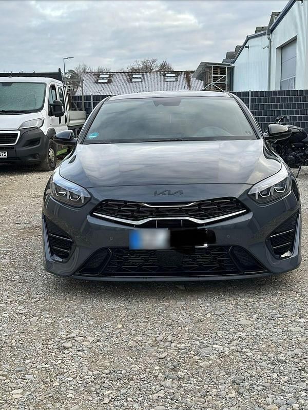 Gebraucht Kia ProCeed GT 204 PS (150 kW) 2023 Grau Kombi