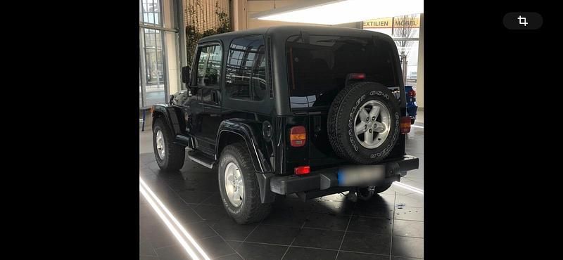 Gebraucht Jeep Wrangler Sahara 180 PS (132 kW) 2000 Schwarz SUV
