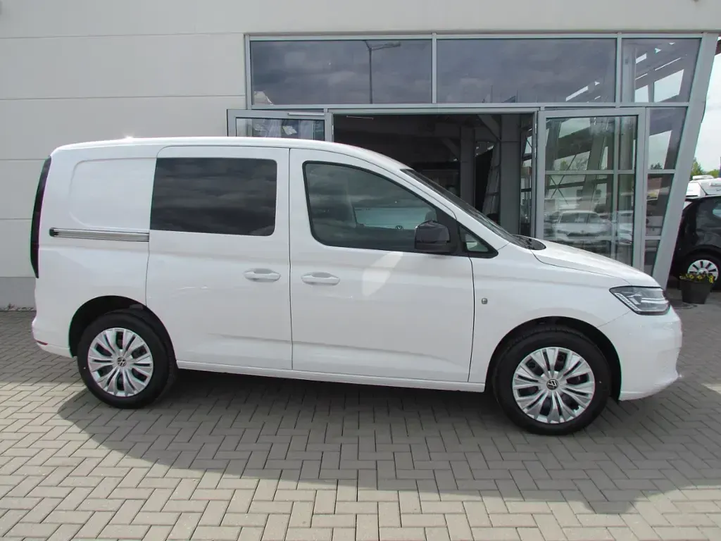 Neu VW Caddy 102 PS (75 kW) 2026 Weiß Van / Kleinbus