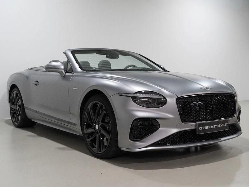 Grau Gebraucht 2024 Bentley Continental GT Convertible Cabrio | 334.900 € - Bild 1/4