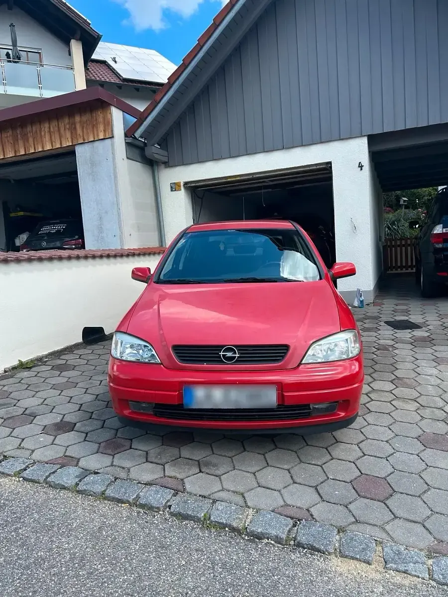 Gebraucht Opel Astra 101 PS (74 kW) 1999 Rot Limousine