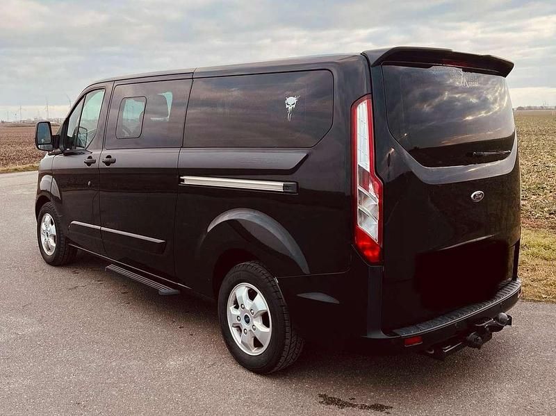 Gebraucht Ford Tourneo Titanium 170 PS (125 kW) 2016 Van / Kleinbus