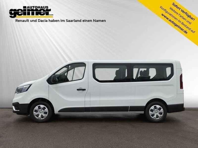 Gebraucht Renault Trafic Life 150 PS (110 kW) 2023 Gletscherweiss Van / Kleinbus