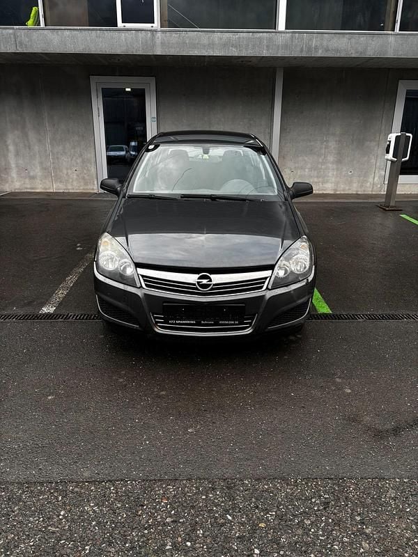 Gebraucht Opel Astra 90 PS (66 kW) 2009 Grau Kleinwagen