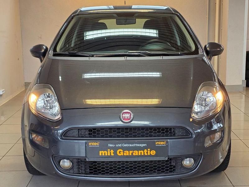 Gebraucht Fiat Punto Lounge 77 PS (56 kW) 2014 Grau Kleinwagen