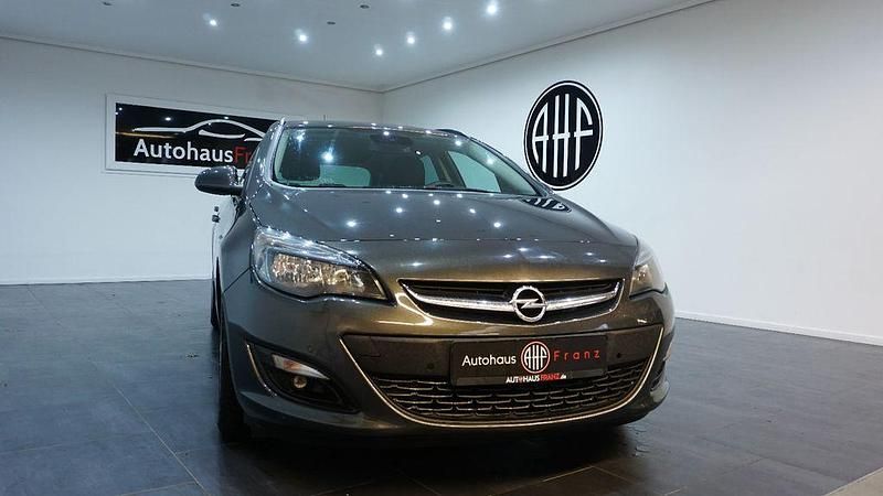 Gebraucht Opel Astra 120 PS (88 kW) 2015 Grau Kombi