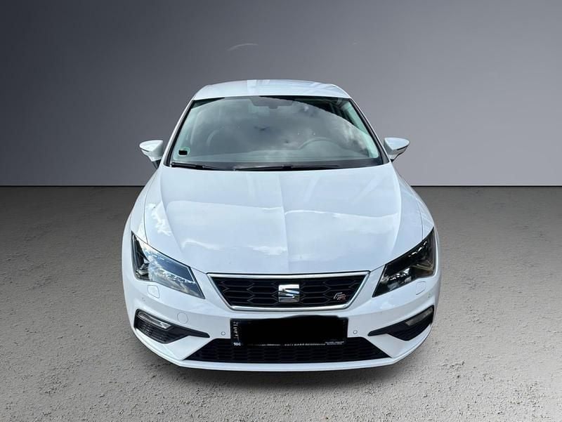 Second-hand Seat Leon FR 150 CP (110 kW) 2019 Alb Berlinǎ