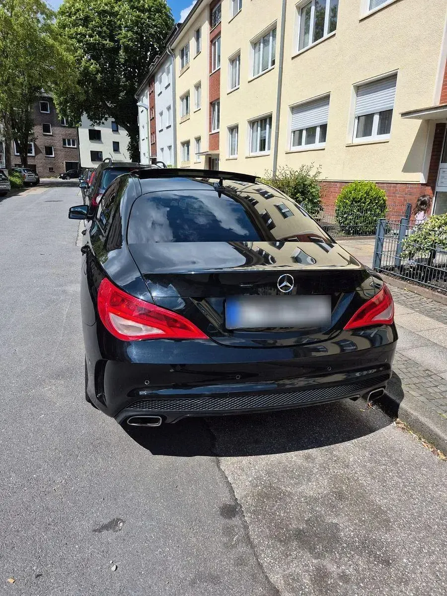 Gebraucht Mercedes CLA220 AMG line 170 PS (125 kW) 2013 Schwarz Limousine