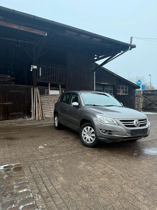 Gebraucht VW Tiguan 200 PS (147 kW) 2009 Beige SUV