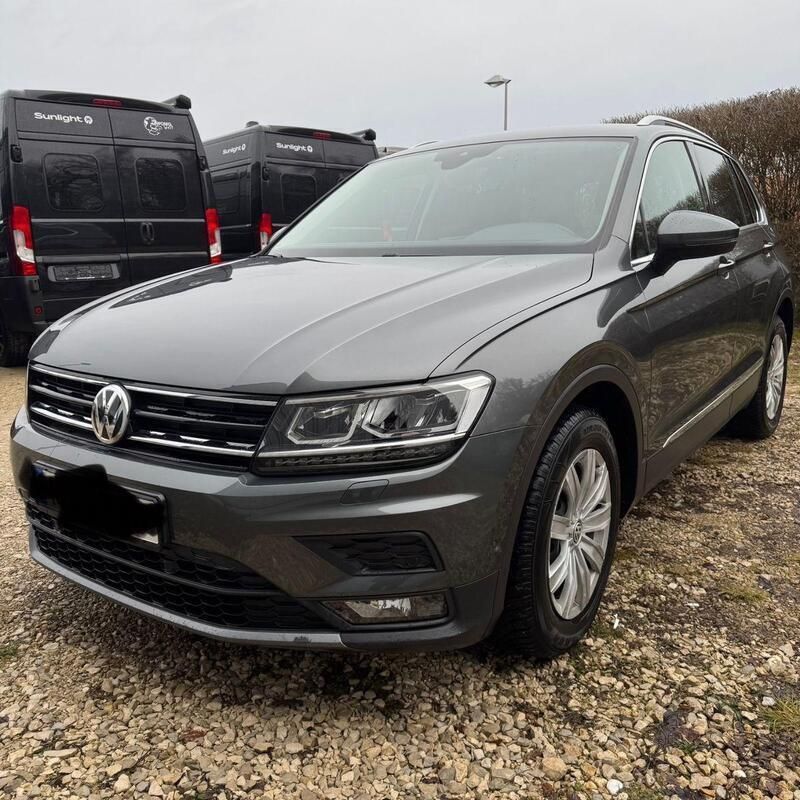 Grau Gebraucht 2019 VW Tiguan Comfortline SUV | 21.399 € (Guter Preis) - Bild 1/4