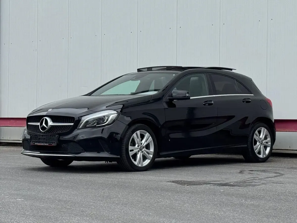 Gebraucht Mercedes A220 Urban 177 PS (130 kW) 2017 Schwarz Limousine