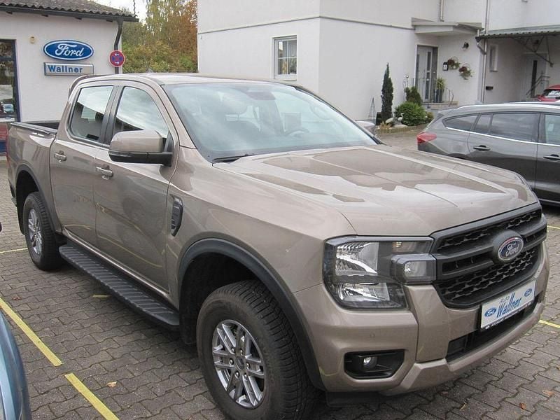 Gebraucht Ford Ranger XLT 170 PS (125 kW) 2023 Silber Abholung