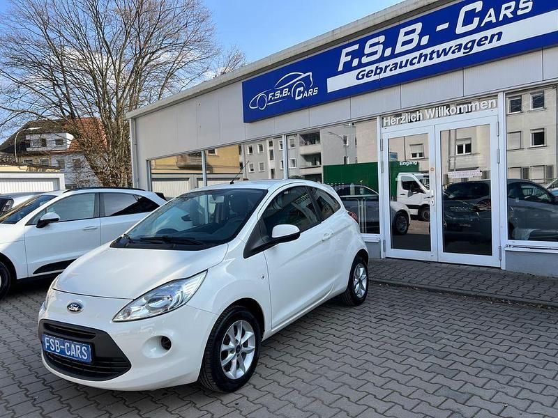 Gebraucht Ford Ka Cool & Sound Edition 69 PS (50 kW) 2015 Weiß Kleinwagen