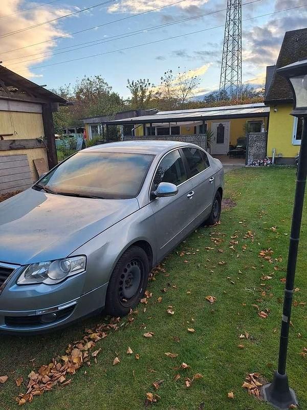 Gebraucht 2005 VW Passat Comfortline Limousine | 999 € (Superpreis) - Bild 1/4