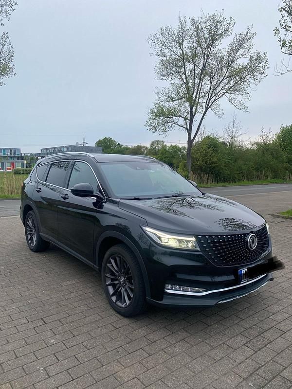 Schwarz Gebraucht 2022 DFSK Fengon SUV | 25.267 € (Fairer Preis) - Bild 1/4