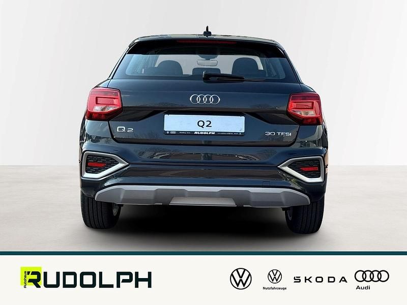 Neu Audi Q2 Advanced Plus 116 PS (85 kW) 2026 Manhattangrau metallic SUV