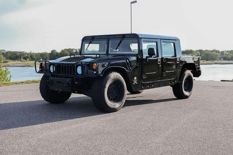 Schwarz Gebraucht 1992 Hummer H1 SUV | 72.500 € - Bild 1/4
