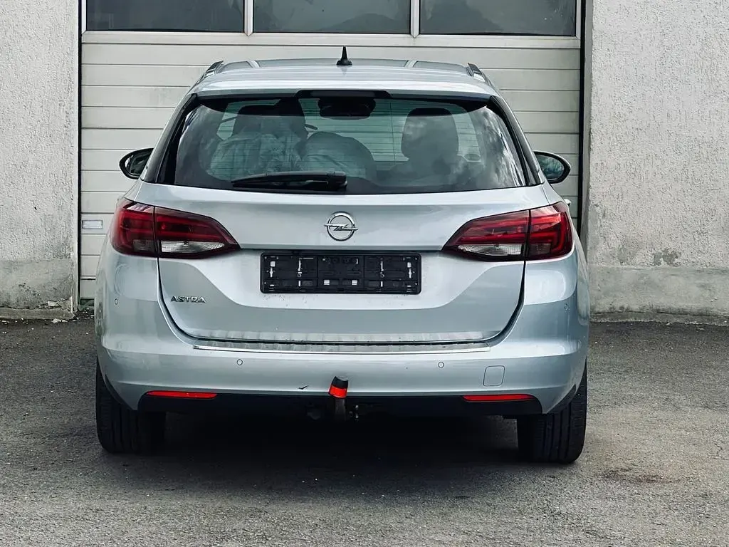 Gebraucht Opel Astra 136 PS (100 kW) 2019 Grau Kombi