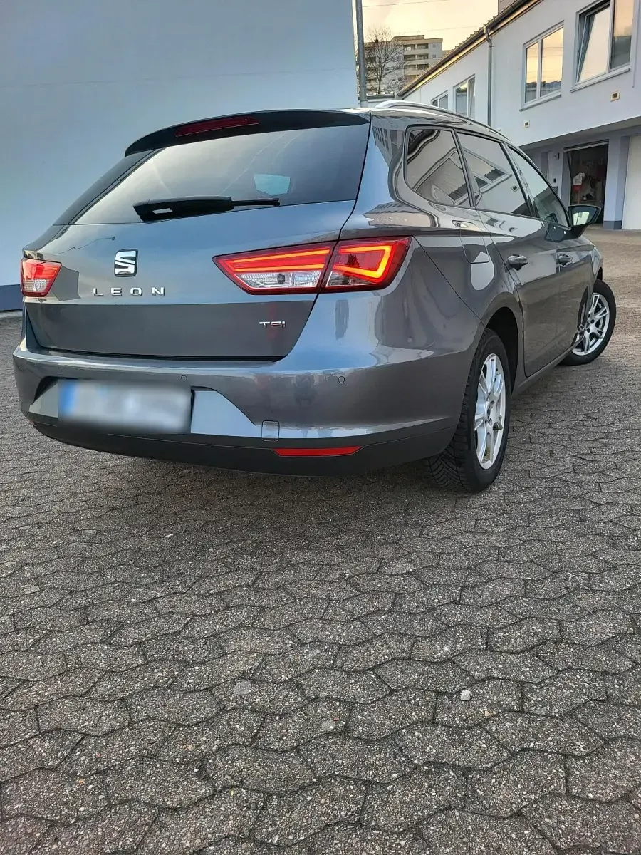 Gebraucht Seat Leon 150 PS (110 kW) 2017 Silber Kombi